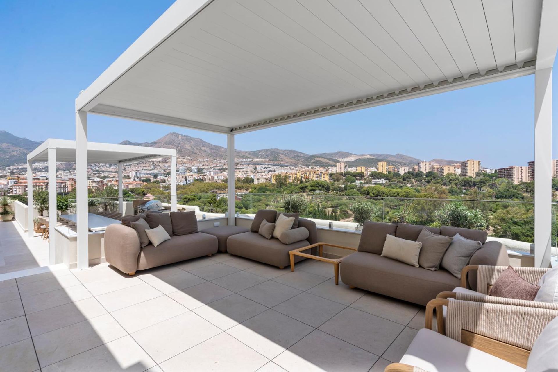 Sunny Penthouse With Amazing Pool By Costarentals - Ref 214 * Benalmadena